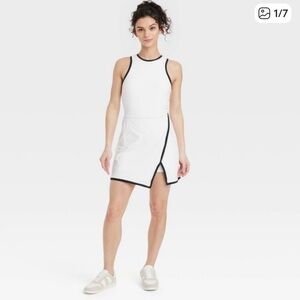 All In Motion White and Black Active Top